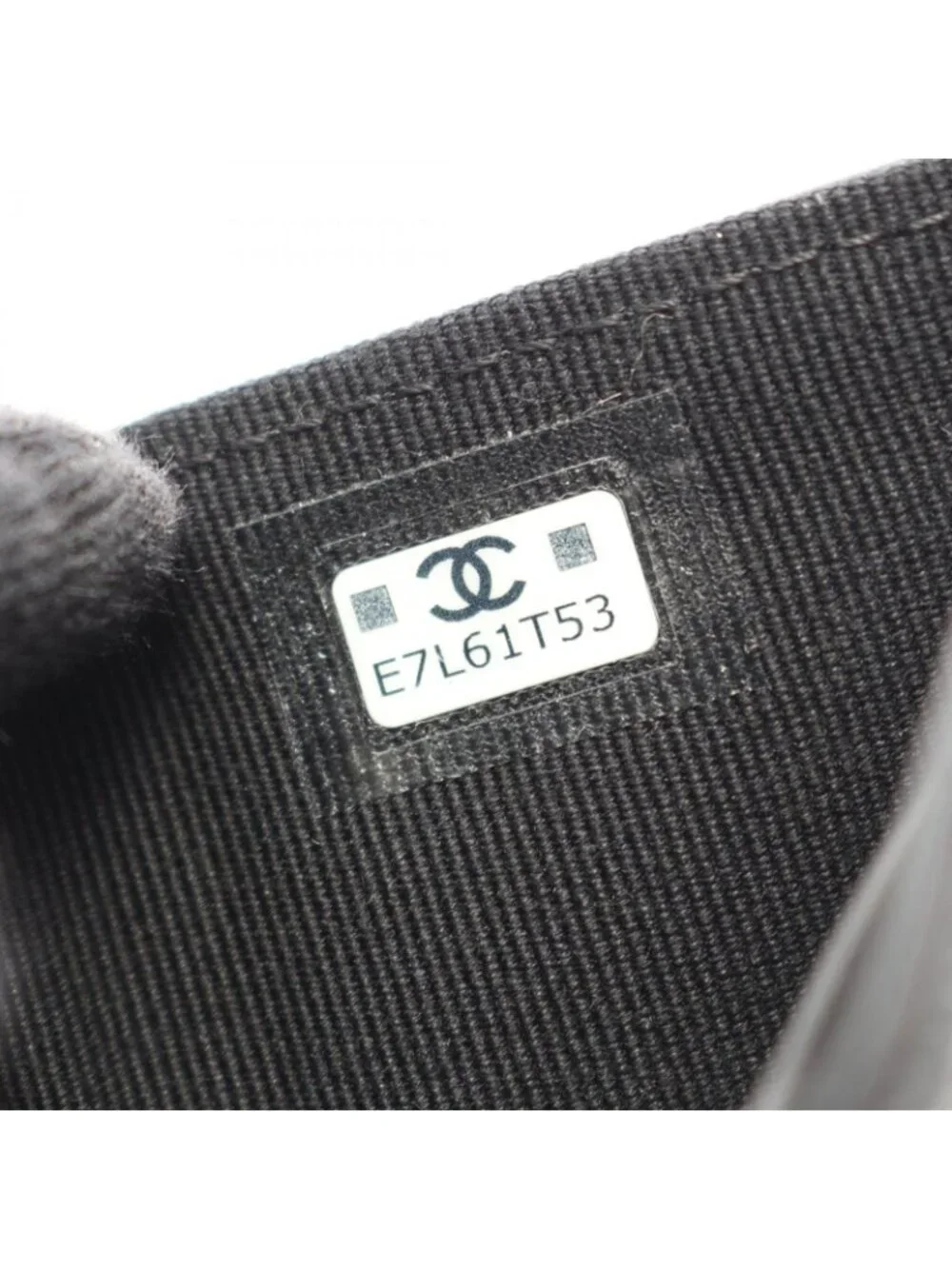 Chanel slight signs